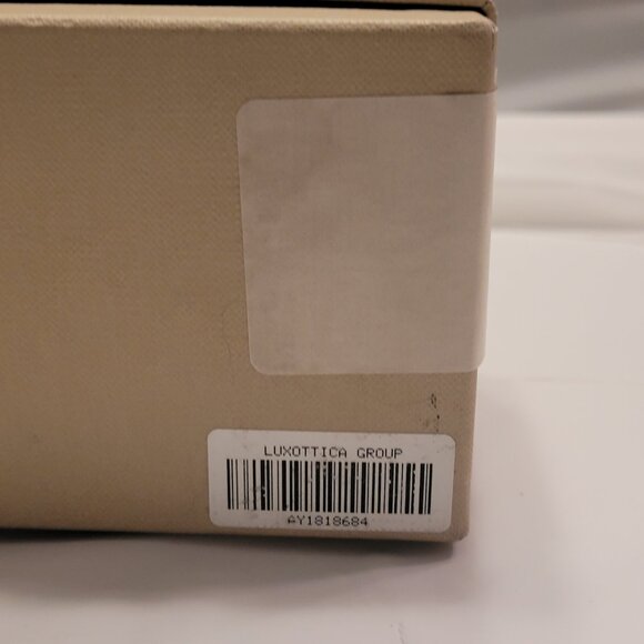 Burberry Sunglasses with Original Box Womens B4008 - Picture 16 of 16